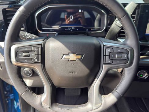 Used 2022 Chevrolet Silverado 1500 LT image 14