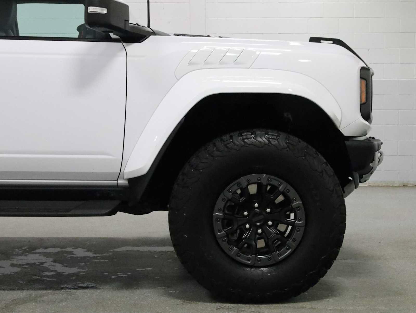 Used 2024 Ford Bronco Raptor AWD/4WD image 11