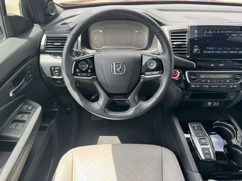 Used 2020 Honda Passport Touring image 16