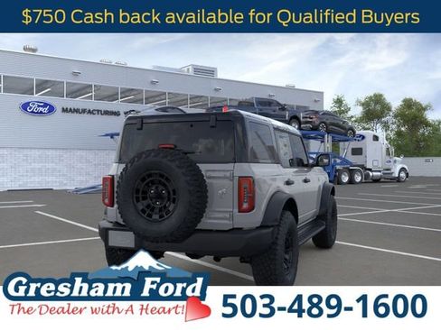 New 2026 Ford Bronco Outer Banks image 9