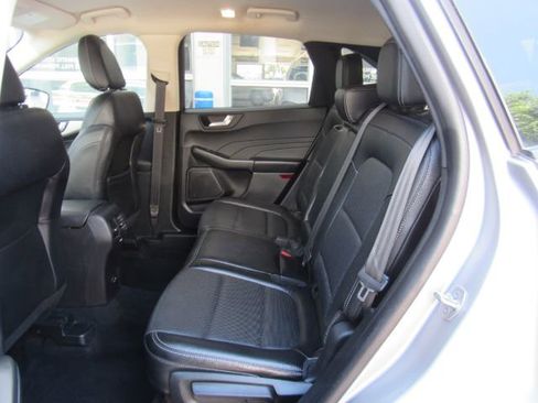 Used 2022 Ford Escape SEL image 16