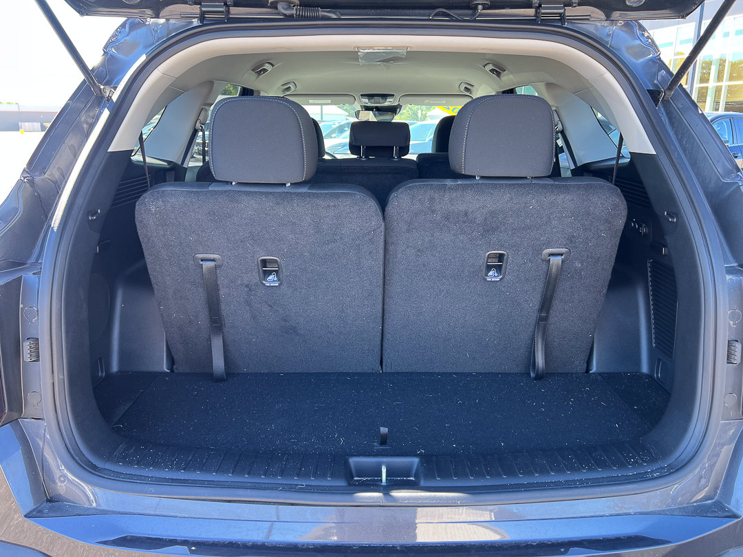 Certified 2025 Kia Sorento LX FWD image 9
