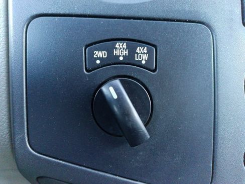 Used 2010 Ford F450 4x4 Crew Cab Super Duty image 11