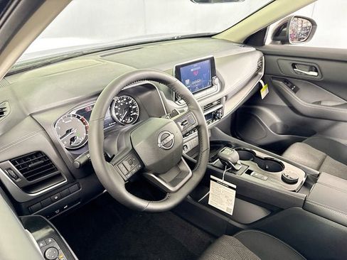 New 2026 Nissan Rogue SV w/ Cold Weather Package image 10