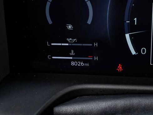 Used 2025 Lexus GX 550 w/ Accessory Package (Z1) AWD/4WD image 19