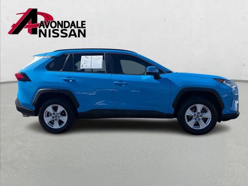 Used 2019 Toyota RAV4 XLE image 7