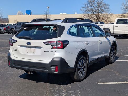 Used 2021 Subaru Outback 2.5i image 3