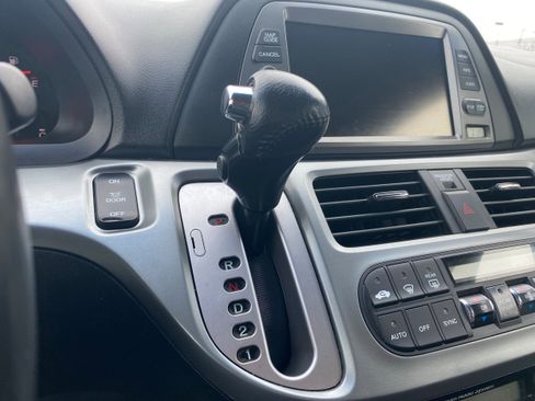 Used 2008 Honda Odyssey Touring image 14