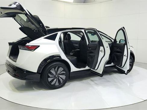 Certified 2024 Nissan Ariya Evolve+ image 32