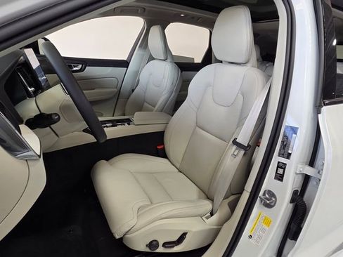 New 2026 Volvo XC60 B5 Ultra w/ Protection Package Premier image 7