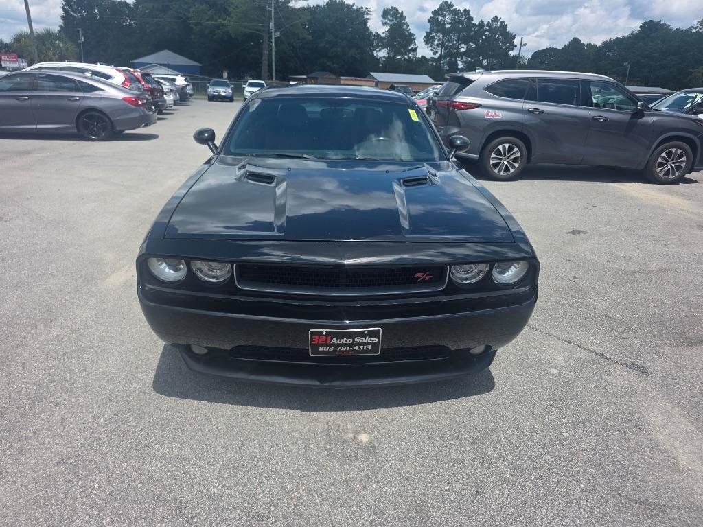 Used 2013 Dodge Challenger R/T RWD image 4