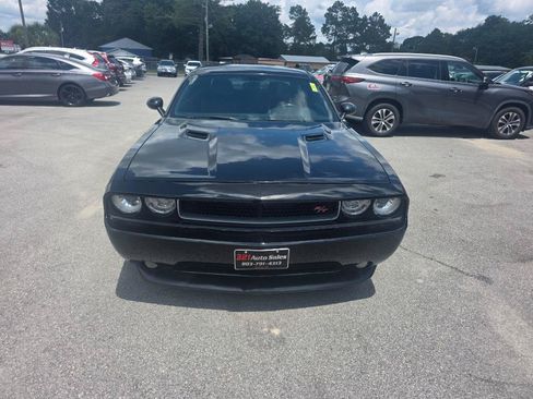 Used 2013 Dodge Challenger R/T RWD image 4