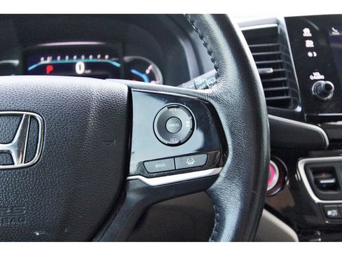 Used 2020 Honda Pilot Touring image 21