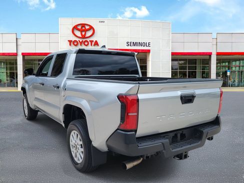 Used 2024 Toyota Tacoma SR RWD image 4