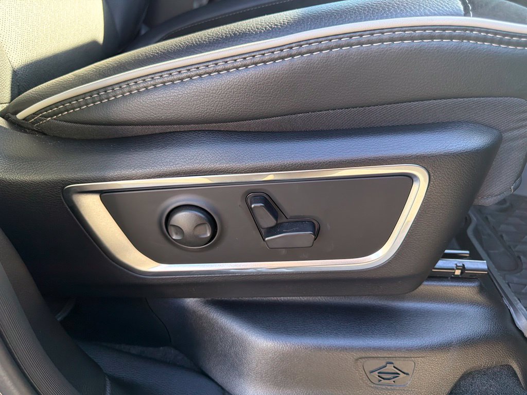 Used 2026 RAM 1500 Laramie w/ Night Edition AWD/4WD image 30