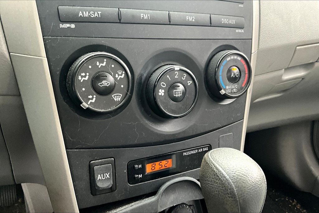 Used 2010 Toyota Corolla LE FWD image 15