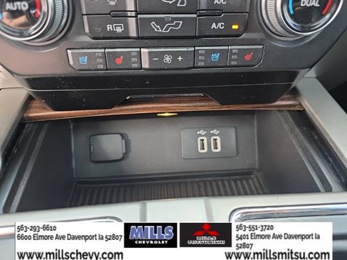 Used 2016 Ford F150 Lariat w/ Equipment Group 502A Luxury AWD/4WD image 16