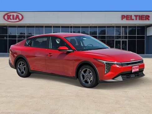 New 2026 Kia K4 FWD image 1