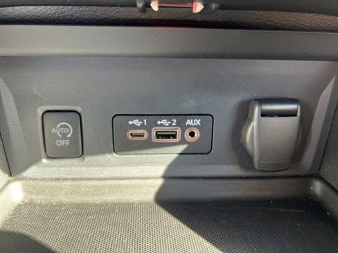 Used 2024 Nissan Sentra SV image 20