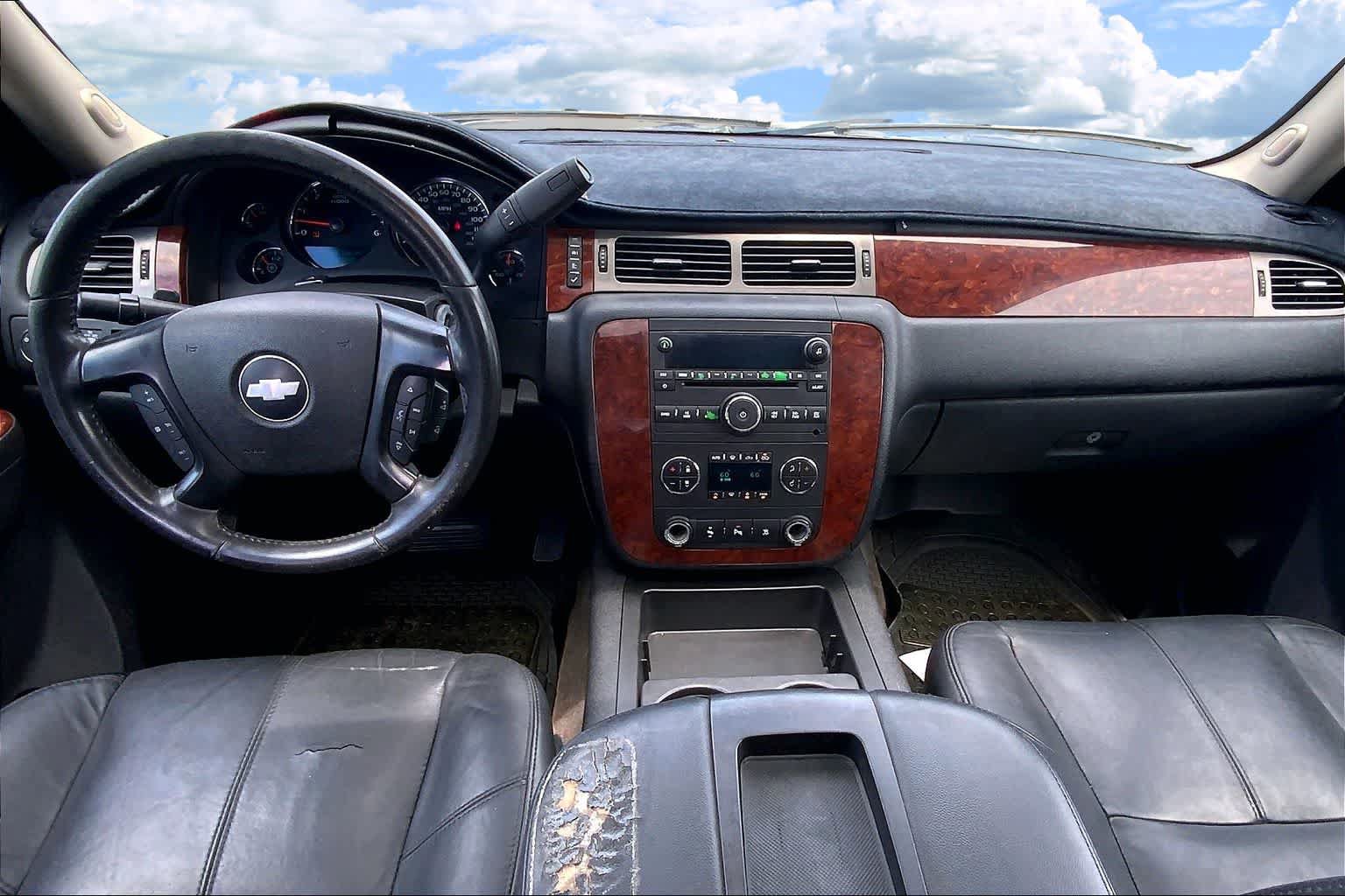 Used 2010 Chevrolet Avalanche LT RWD image 10