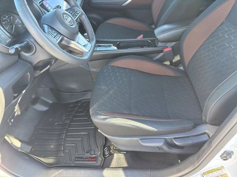 Used 2024 Nissan Kicks SR image 15