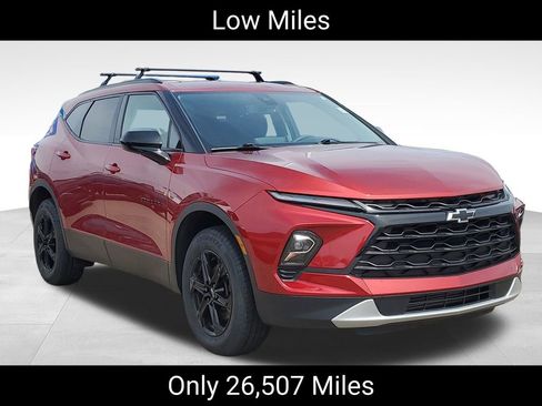 Certified 2024 Chevrolet Blazer LT w/ Convenience Package AWD/4WD image 2