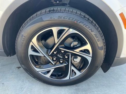 New 2026 Lincoln Nautilus Premier image 30