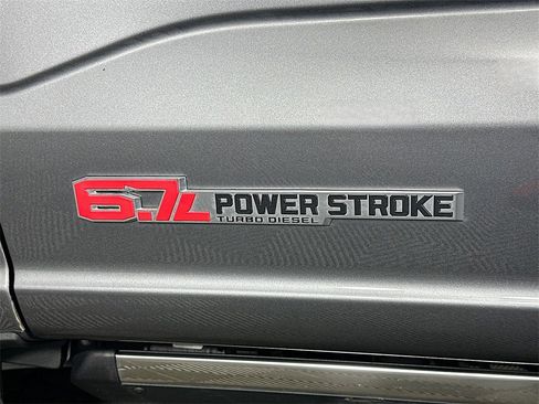 Used 2024 Ford F350 Platinum image 29