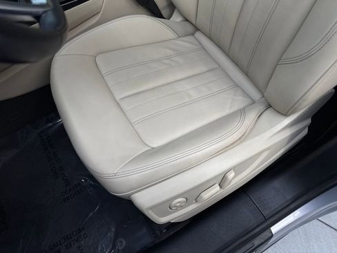 Used 2023 Audi Q5 2.0T Premium w/ Convenience Package AWD/4WD image 30