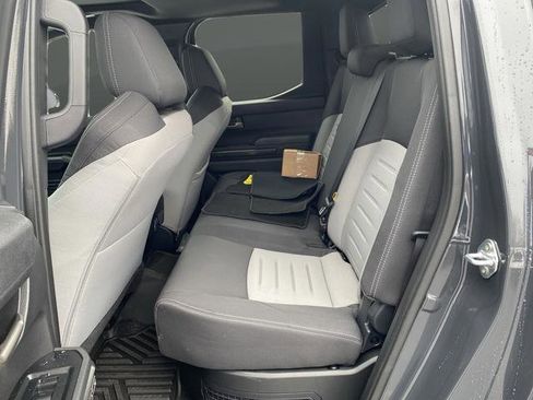 Used 2025 Toyota Tacoma TRD Sport w/ TRD Sport Upgrade Package image 33