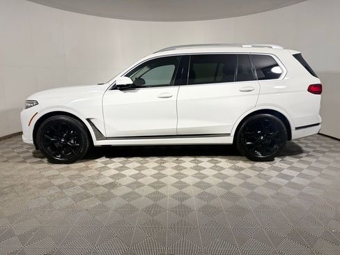 Used 2020 BMW X7 xDrive40i w/ Premium Package AWD/4WD image 3