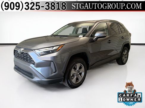 Used 2025 Toyota RAV4 XLE FWD image 1