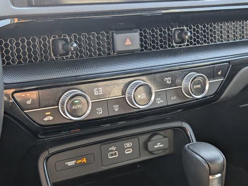 Certified 2023 Honda CR-V Sport Touring image 18