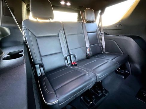 Used 2023 Chevrolet Tahoe Premier image 25