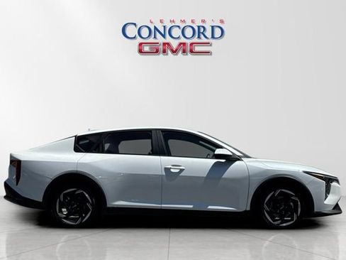 Used 2025 Kia K4 EX FWD image 3
