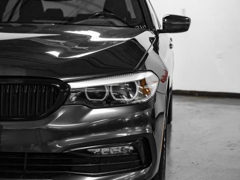 Used 2018 BMW 540i RWD image 47