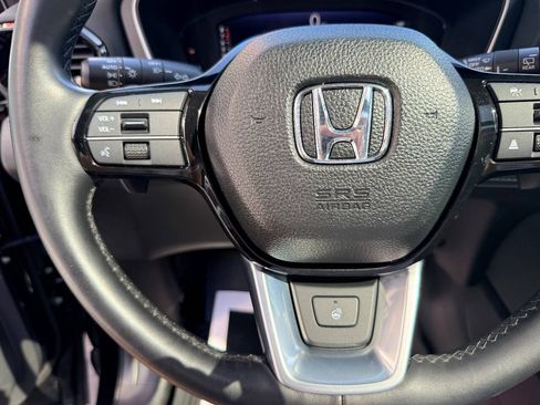 Used 2023 Honda Pilot Elite image 24