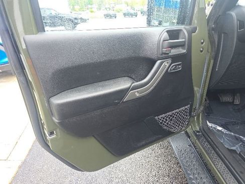 Used 2015 Jeep Wrangler Sport w/ Quick Order Package 24S AWD/4WD image 7