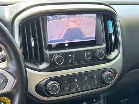 Used 2020 Chevrolet Colorado LT w/ Colorado RST Special Edition image 27