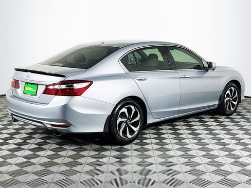 Used 2017 Honda Accord EX-L image 13