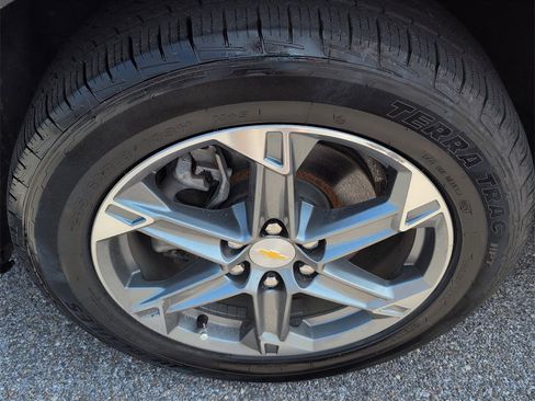 Used 2023 Chevrolet Blazer LT image 9