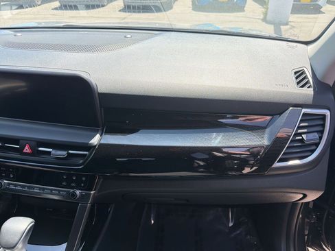 Used 2025 Kia Seltos S FWD image 11