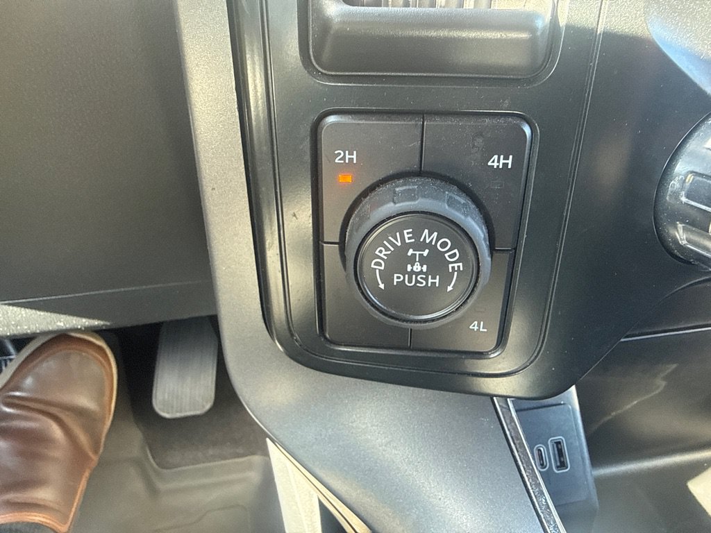 Used 2025 Ford F150 XLT w/ Equipment Group 301A Standard AWD/4WD image 27