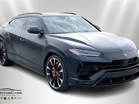 Used 2024 Lamborghini Urus S image 2