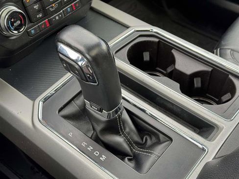 Used 2019 Ford F150 Lariat w/ Equipment Group 502A Luxury image 23