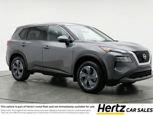 Used 2025 Nissan Rogue SV FWD image 1