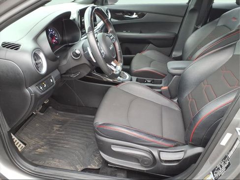 Used 2023 Kia Forte GT image 12