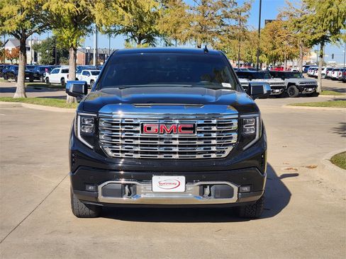 Used 2024 GMC Sierra 1500 Denali w/ Technology Package image 2