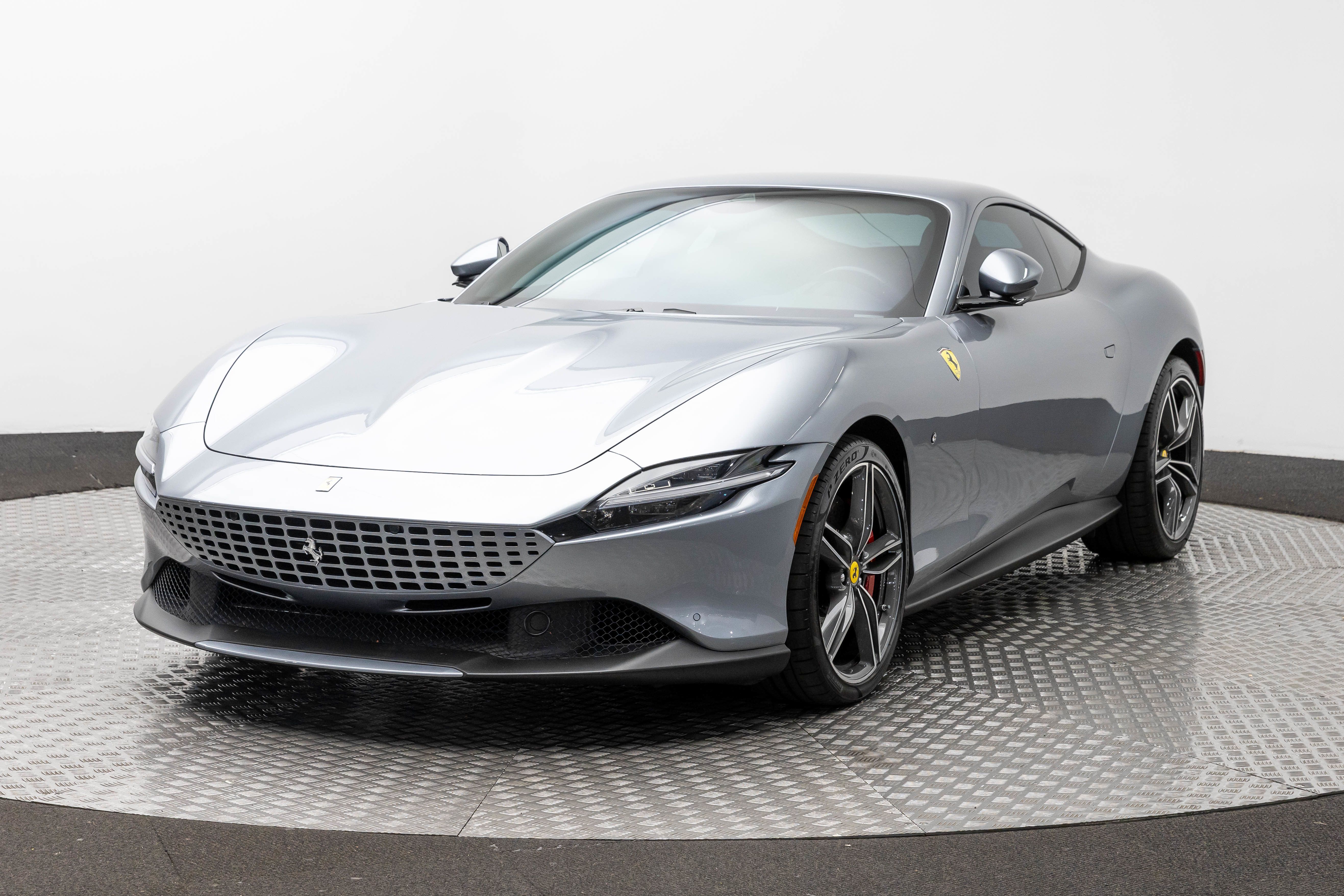 Certified 2024 Ferrari Roma RWD image 1