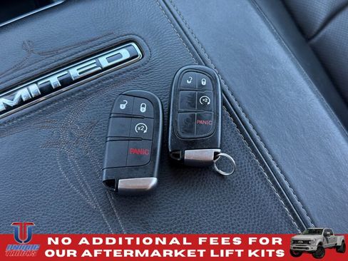Used 2015 RAM 3500 Laramie Longhorn AWD/4WD image 34